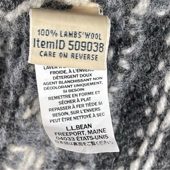 L.L. Bean womens small Fair isle grey 100% lambswool sweater women's medium - Picture 4 of 6